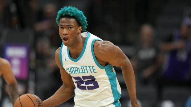 kai-jones-sixers